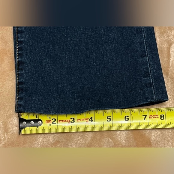 👖Women’s Kut from the Kloth Meryl Highrise Bootcut Jeans Size 8 - Picture 5 of 13